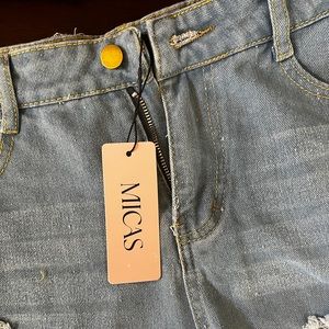 Frayed Denim Cut Off Shorts